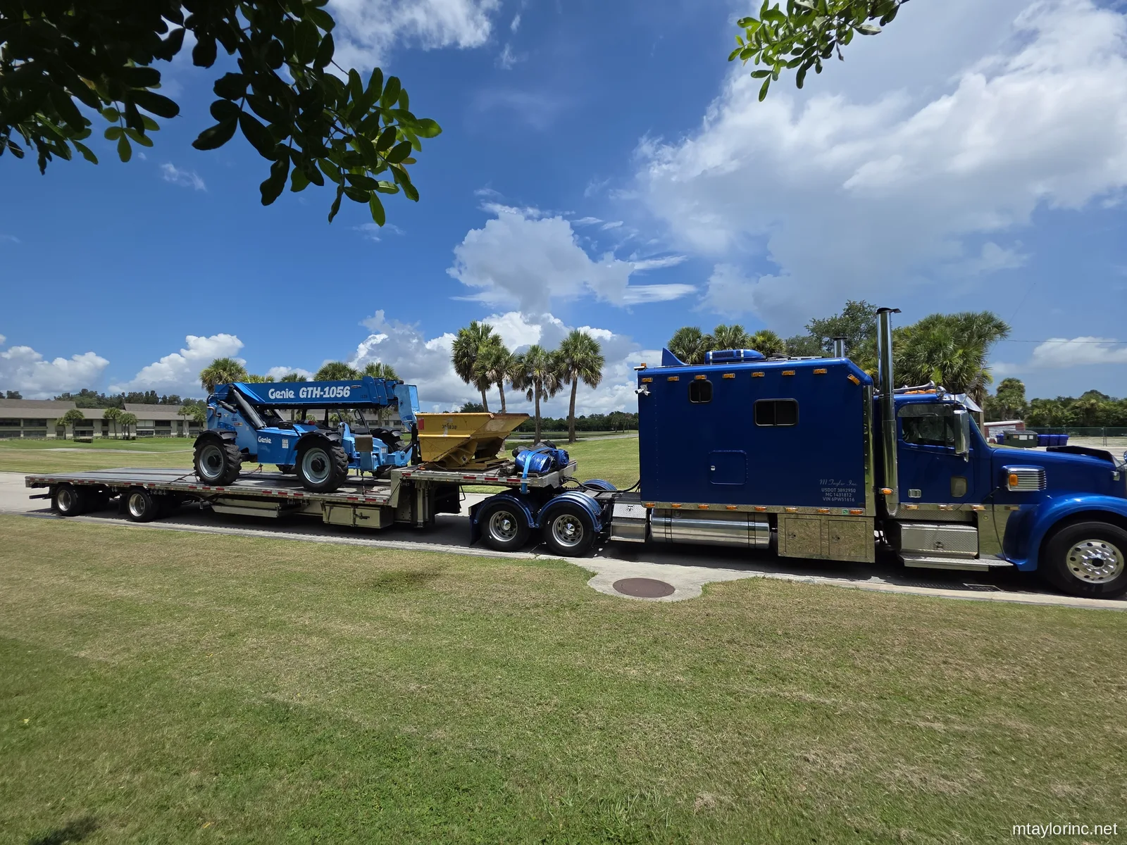 Genie telehandler moved for a long-time roofing customer between jobsites.